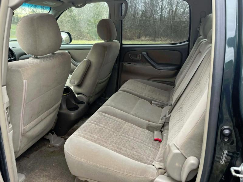 Toyota Tundra 2WD Truck CrewMax 4.7L V8 5-Spd AT  (Natl) 2005