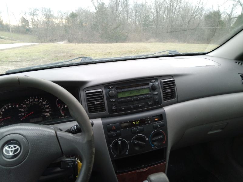 Toyota Corolla 4dr Sdn Auto LE (Natl) 2006