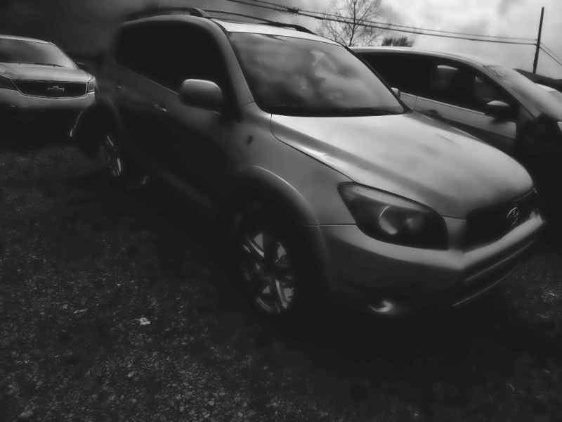 Toyota RAV4 Sport I4 2WD 2007