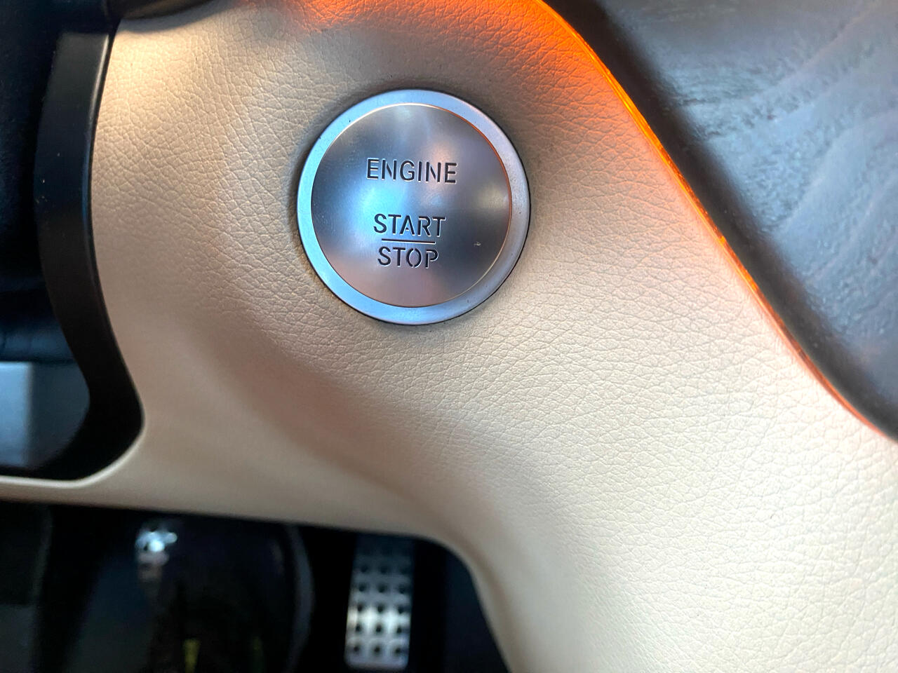 2016 Mercedes Benz GLE 450 4MATIC photo 18