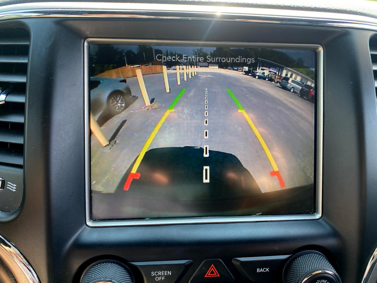 2017 Jeep Grand Cherokee Altitude photo 12