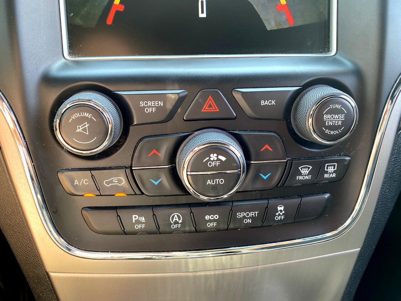2017 Jeep Grand Cherokee Altitude photo 13