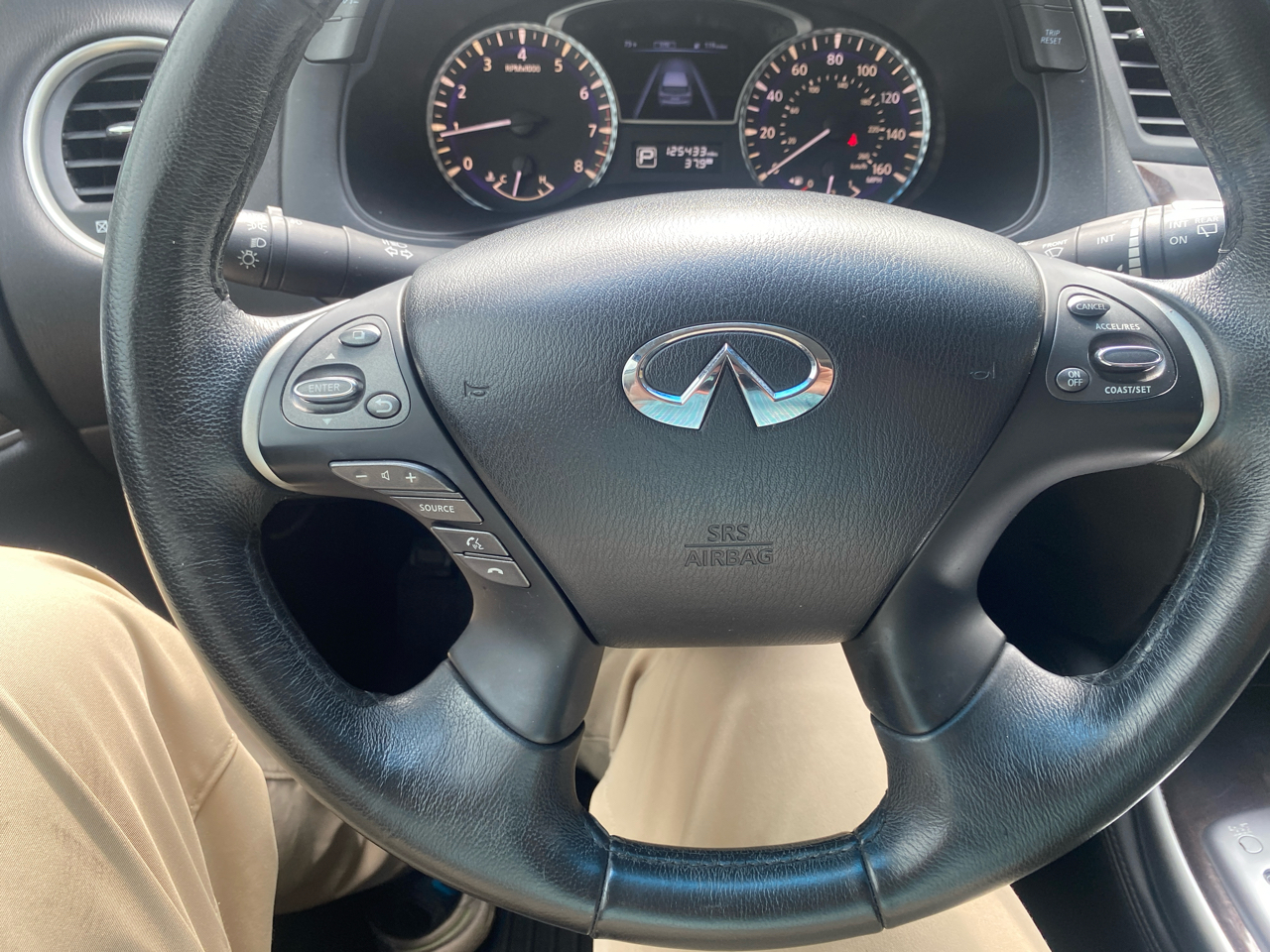 2015 Infiniti QX60 3.5 AWD photo 12