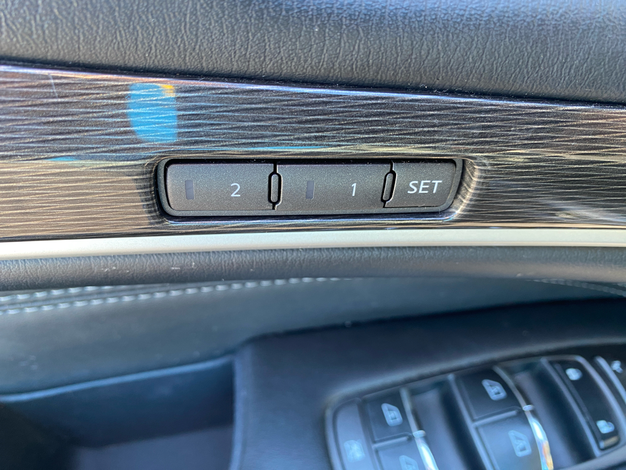 Infiniti QX60 LUXE AWD 2019