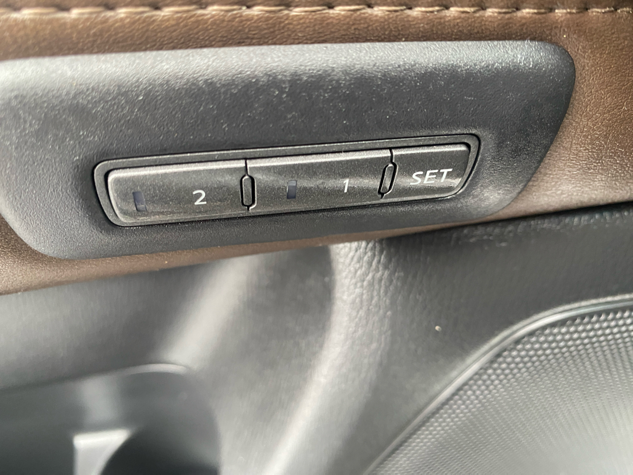 Infiniti JX35 AWD 4dr 2013