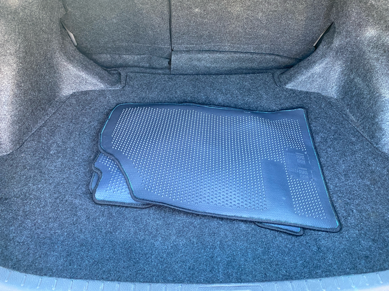 Toyota Corolla 4dr Sdn CVT LE Premium (Natl) 2015