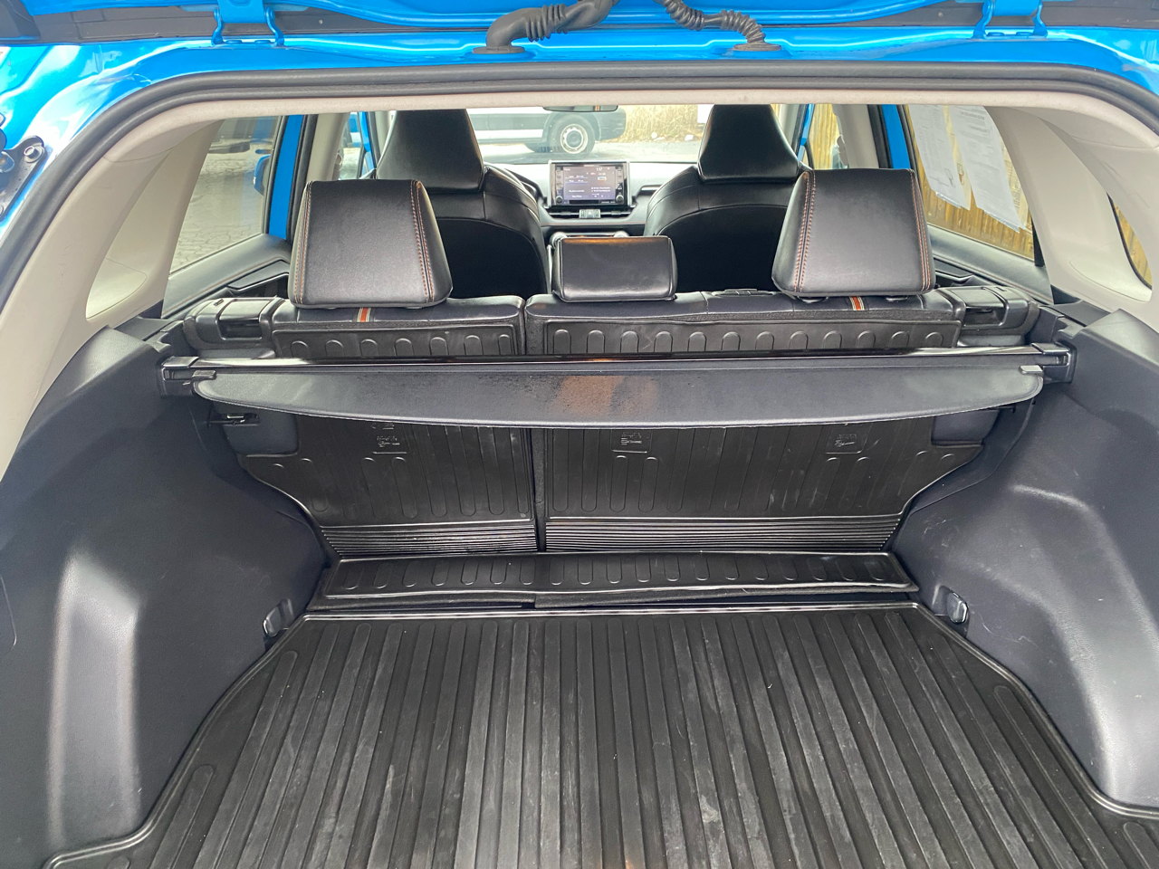 Toyota RAV4 Adventure AWD (Natl) 2019