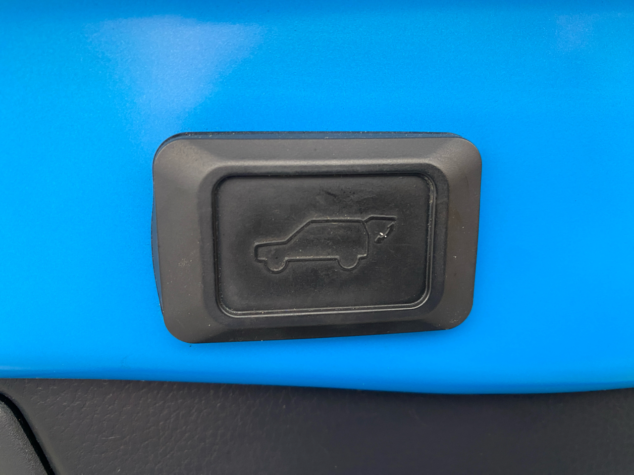 Toyota RAV4 Adventure AWD (Natl) 2019