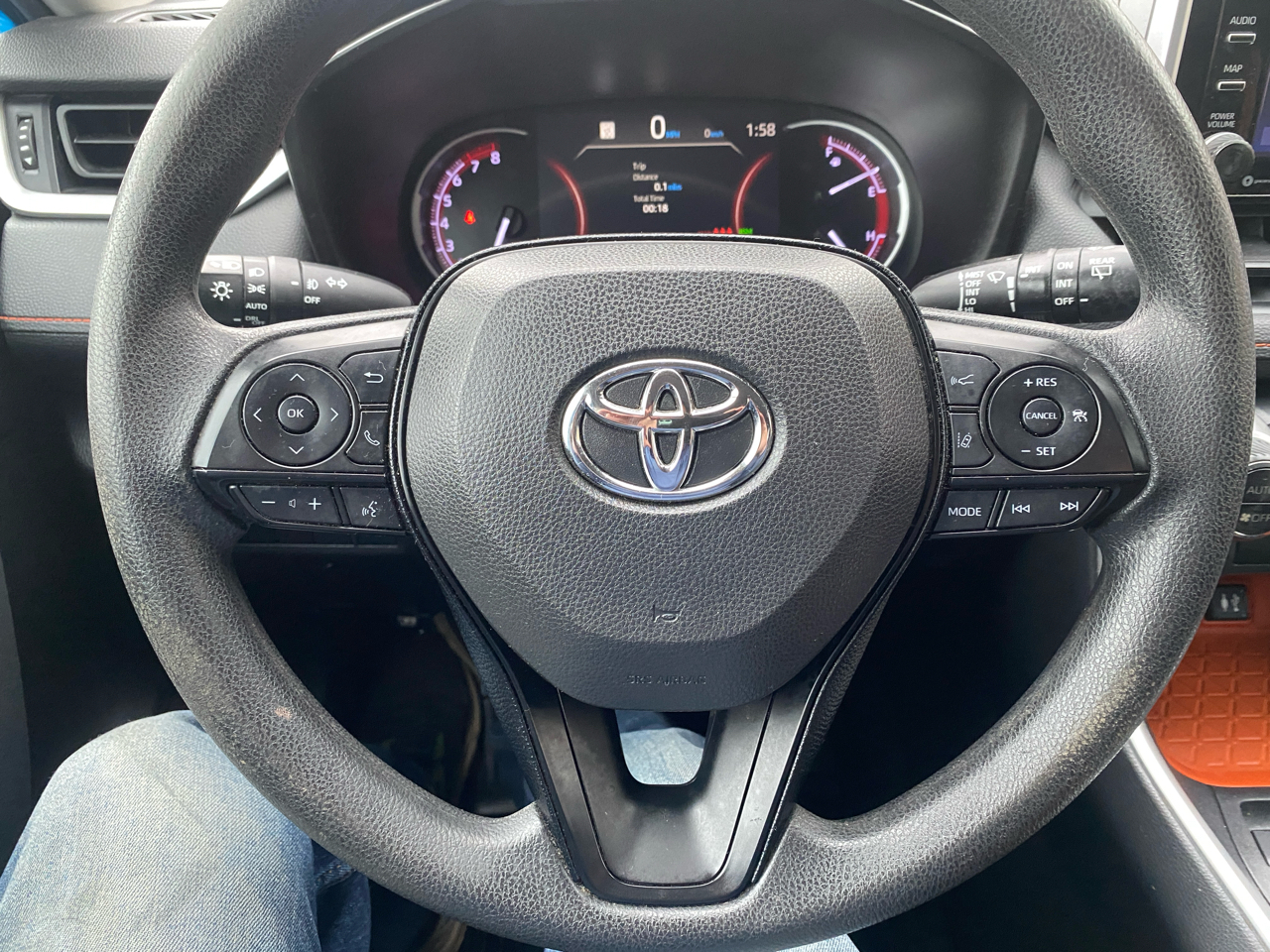 Toyota RAV4 Adventure AWD (Natl) 2019