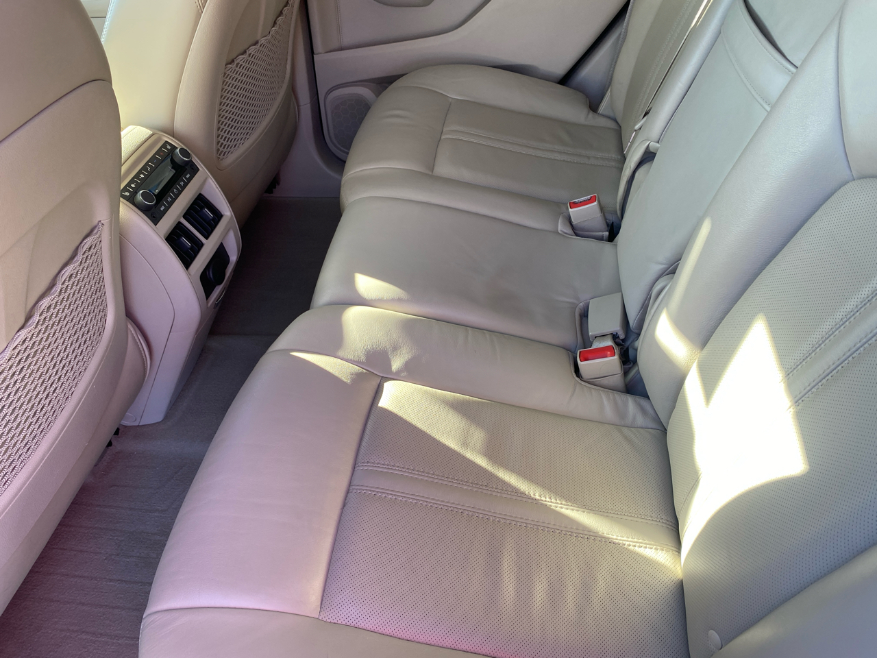 Cadillac SRX AWD 4dr Premium Collection 2010