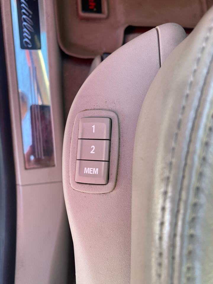 Cadillac SRX AWD 4dr Premium Collection 2010