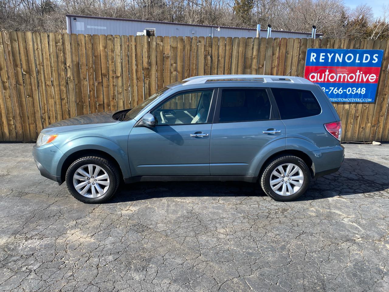 Subaru Forester 4dr Auto 2.5X Touring 2012