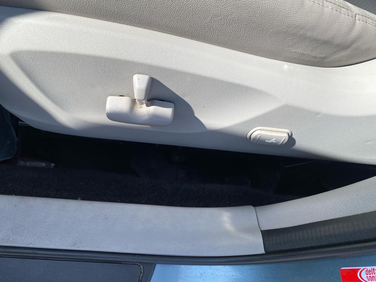 Subaru Forester 4dr Auto 2.5X Touring 2012