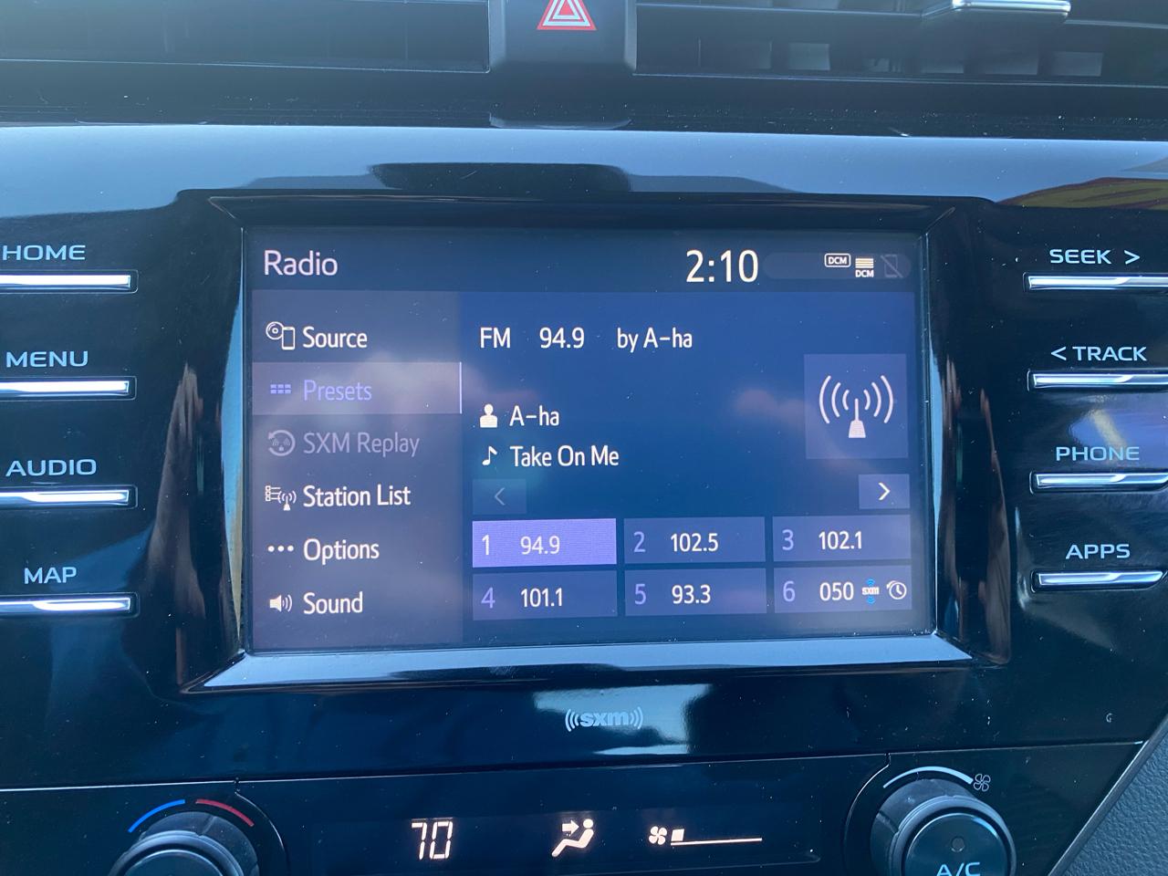 Toyota Camry SE Auto (Natl) 2020