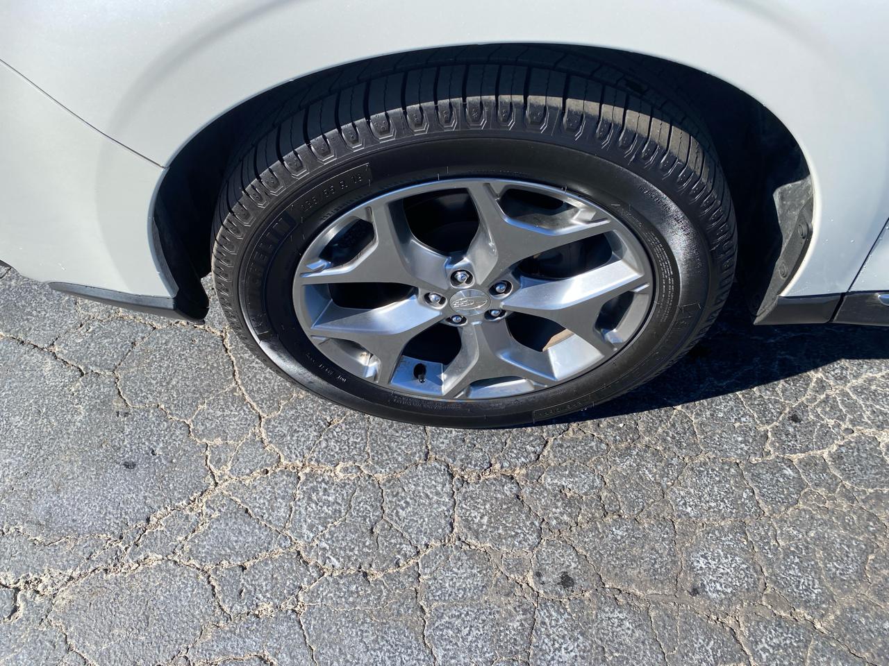 Subaru Forester 4dr CVT 2.5i Touring PZEV 2015