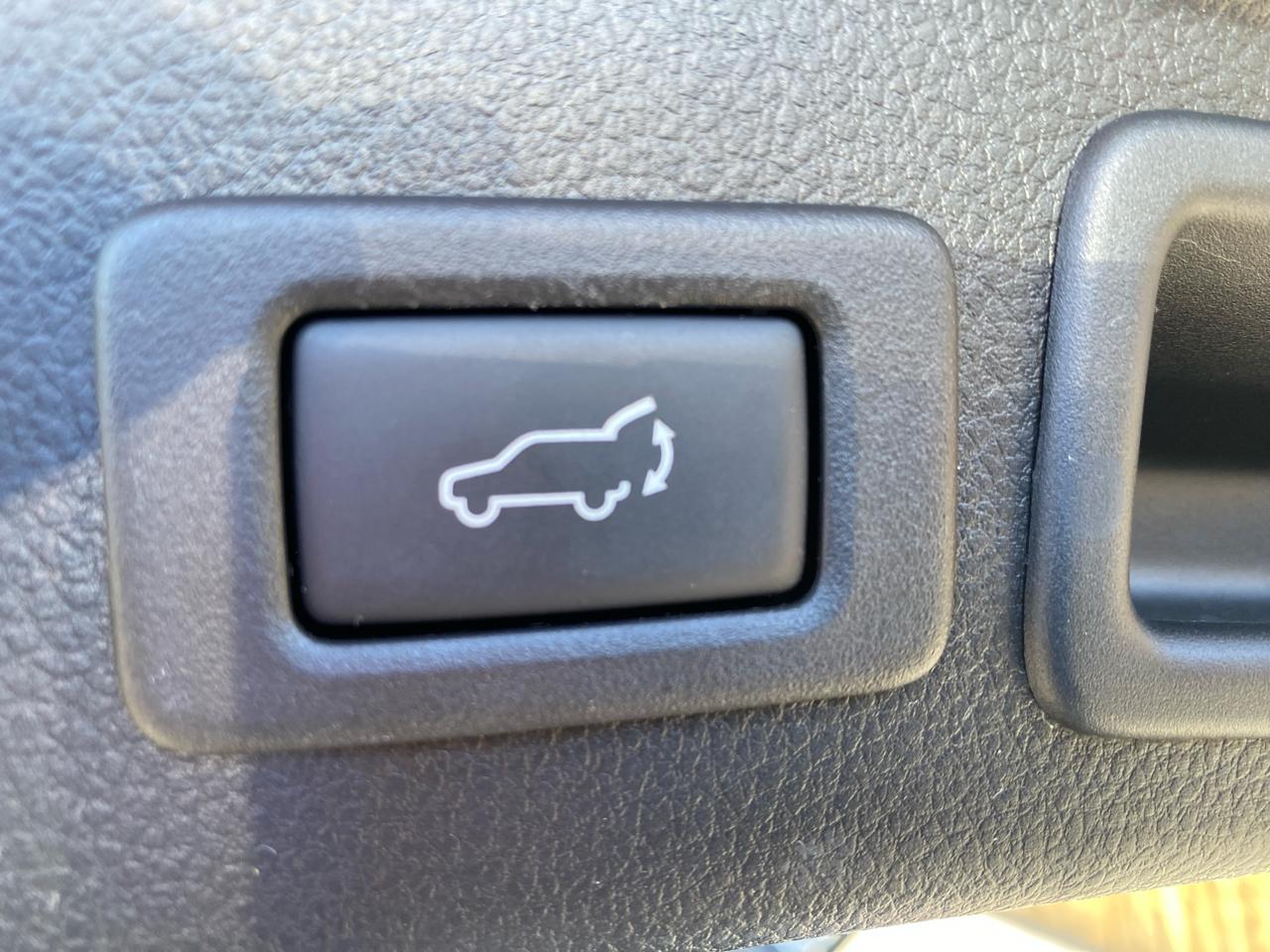 Subaru Forester 4dr CVT 2.5i Touring PZEV 2015