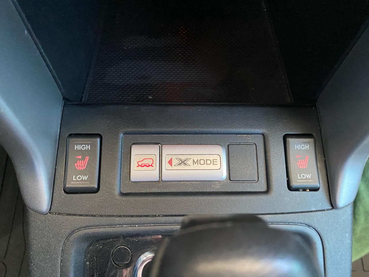 Subaru Forester 4dr CVT 2.5i Touring PZEV 2015