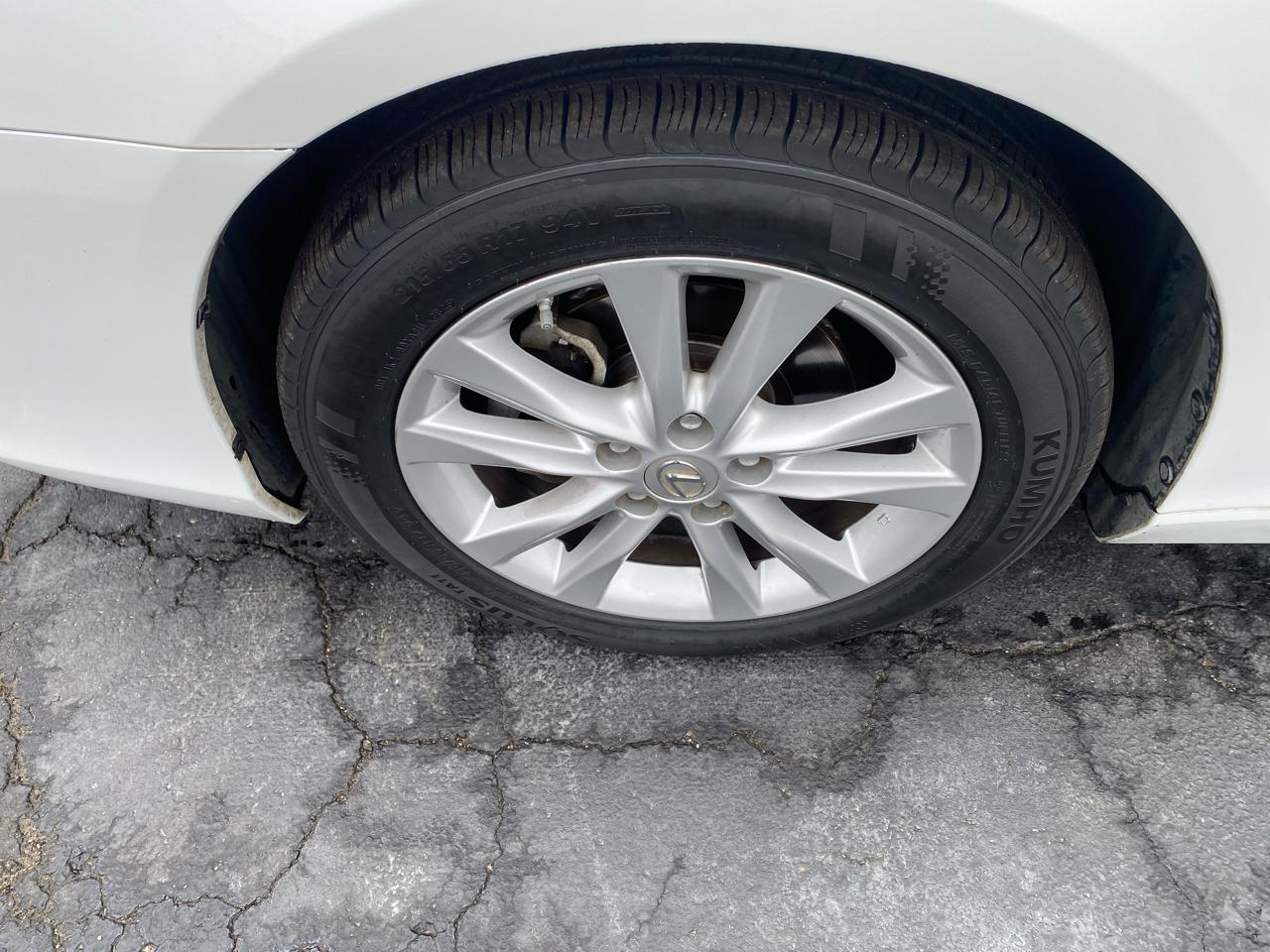 Lexus ES 350 4dr Sdn 2011