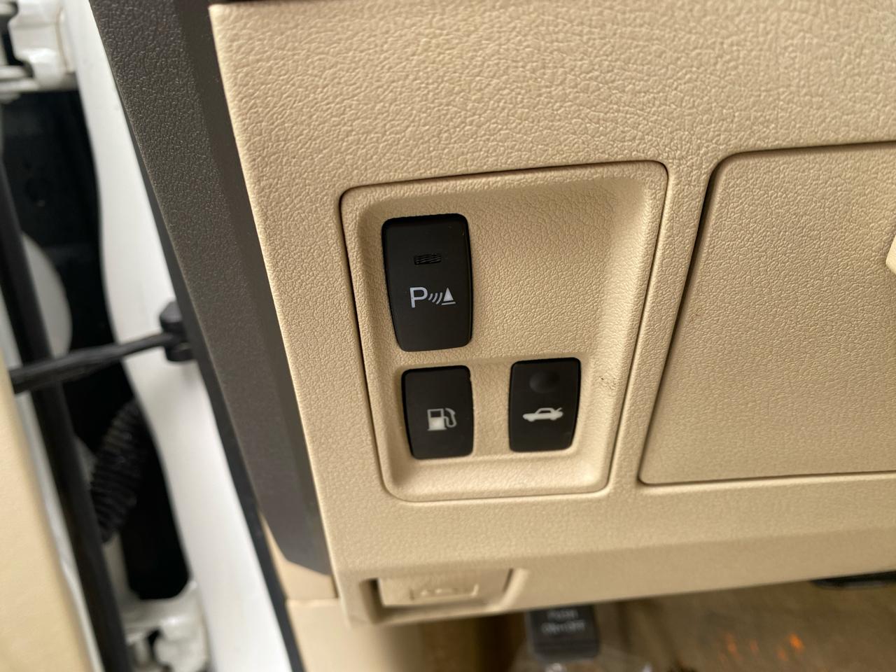 Lexus ES 350 4dr Sdn 2011