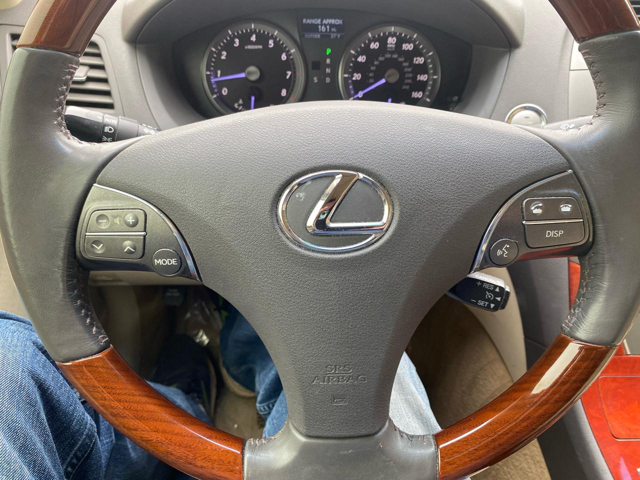 Lexus ES 350 4dr Sdn 2011