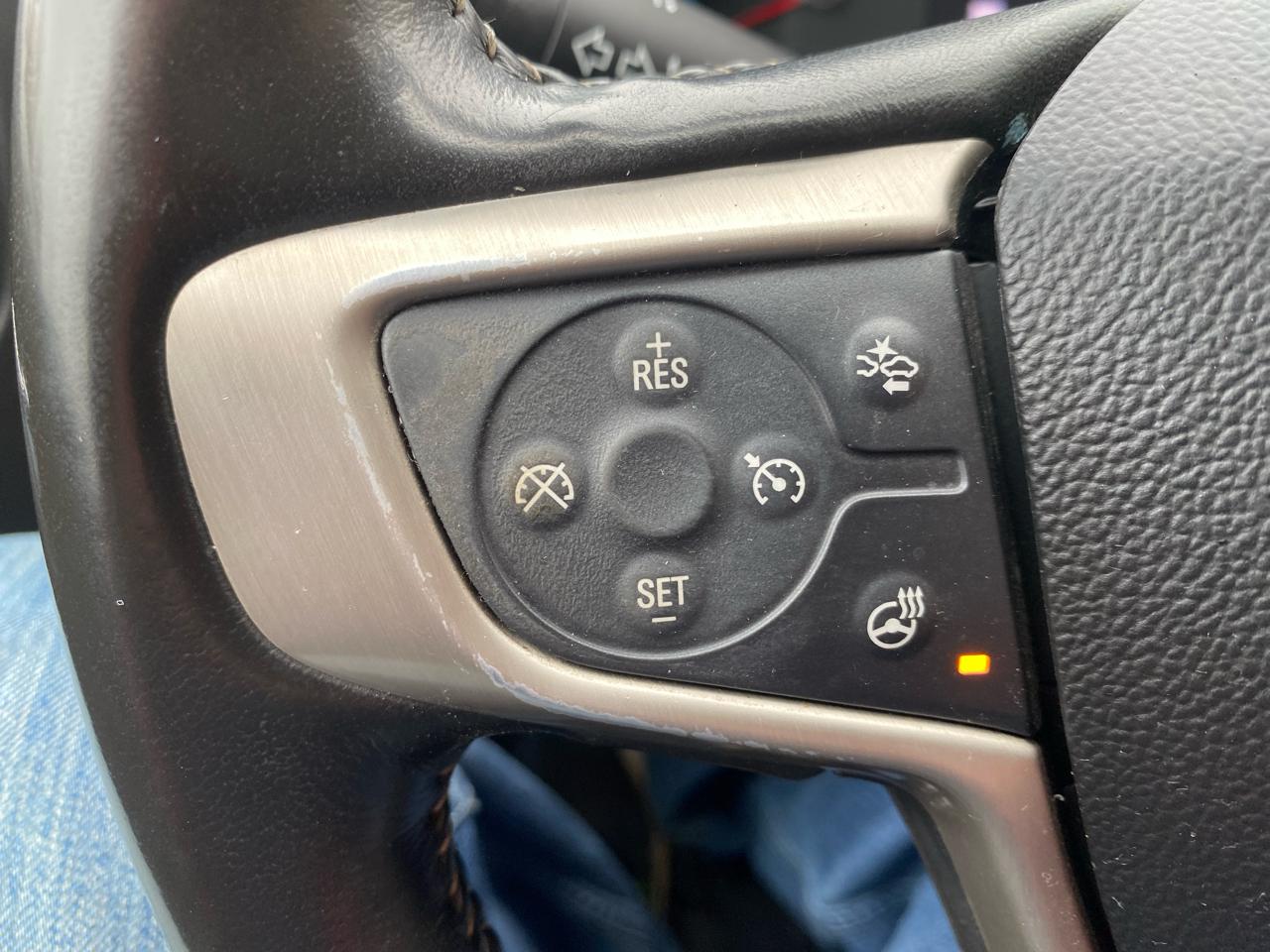 GMC Canyon 4WD Crew Cab 128.3" Denali 2019