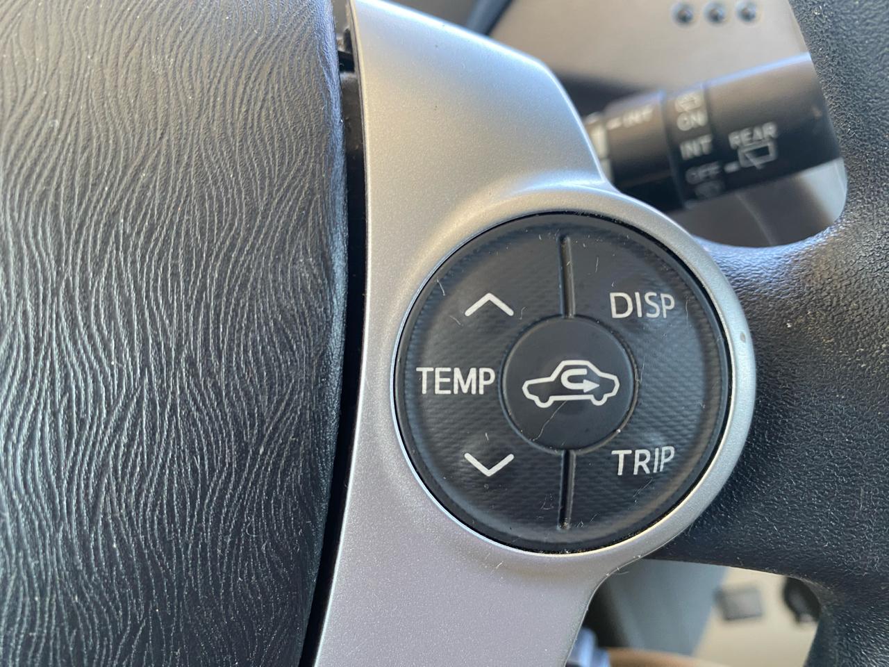 Toyota Prius 5dr HB Four (Natl) 2014