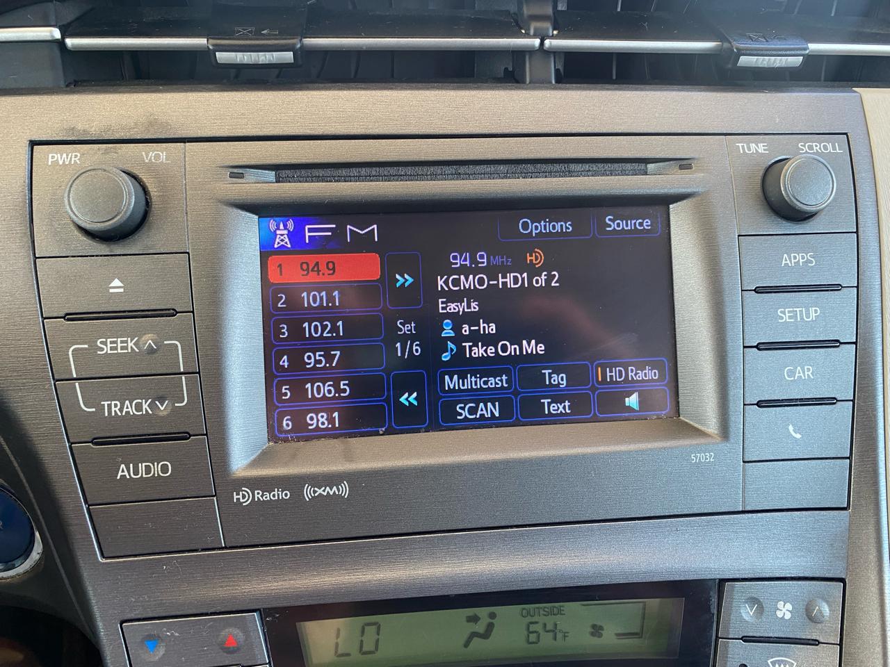 Toyota Prius 5dr HB Four (Natl) 2014