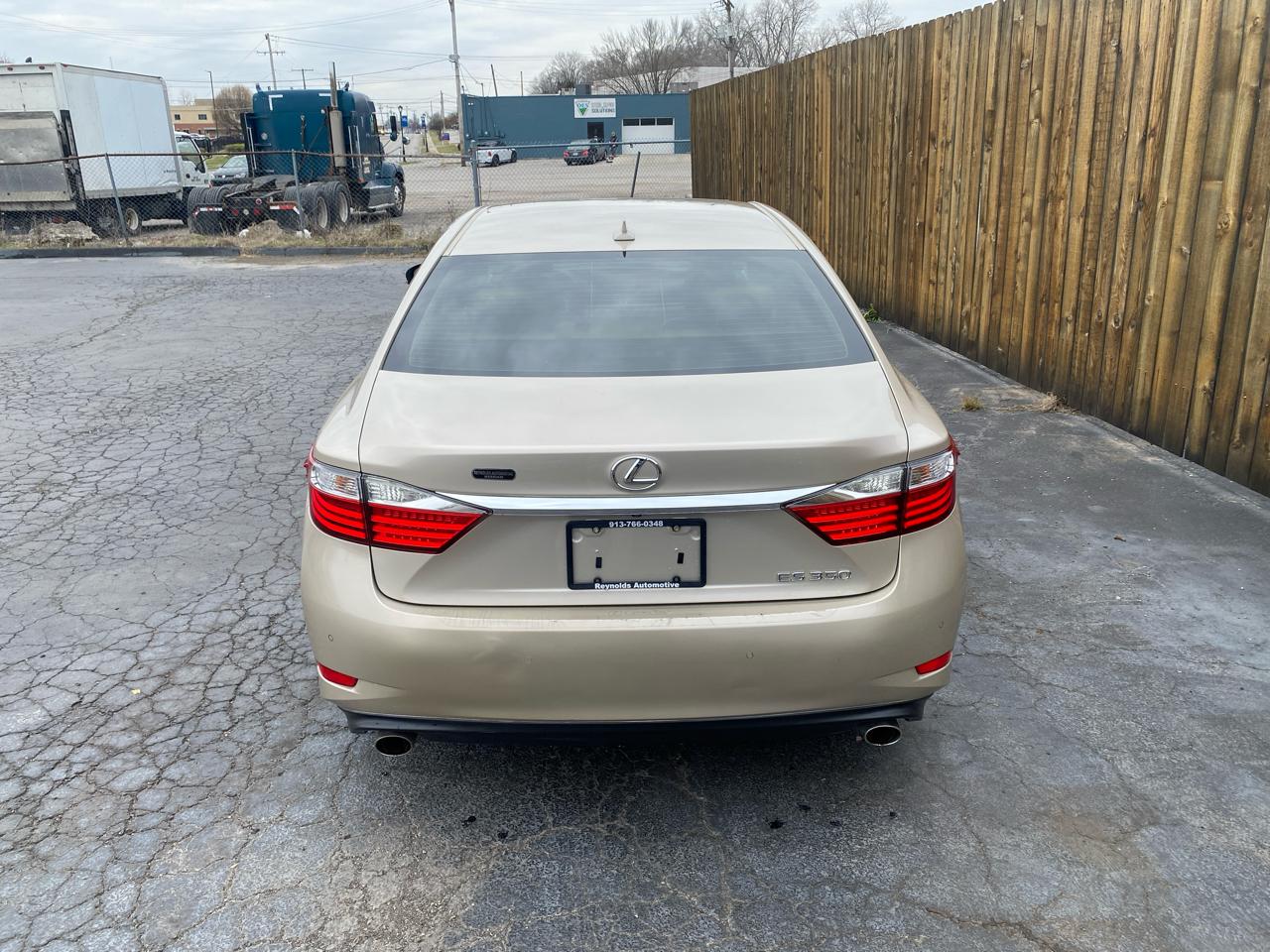 Lexus ES 350 4dr Sdn 2013