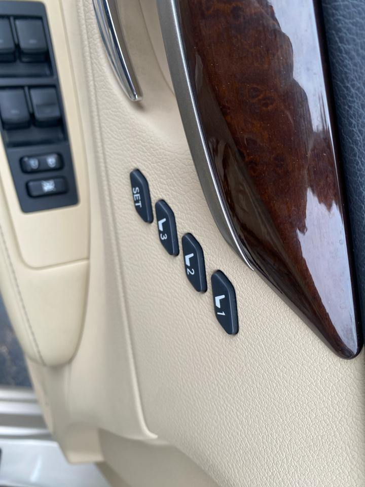 Lexus ES 350 4dr Sdn 2013