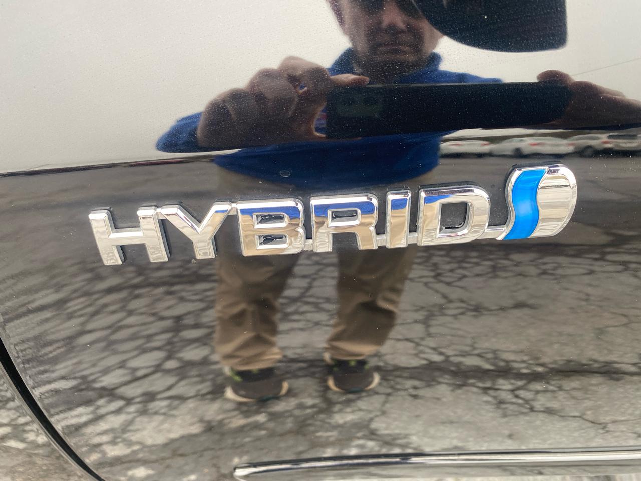 Toyota Highlander Hybrid Limited V6 AWD (Natl) 2019