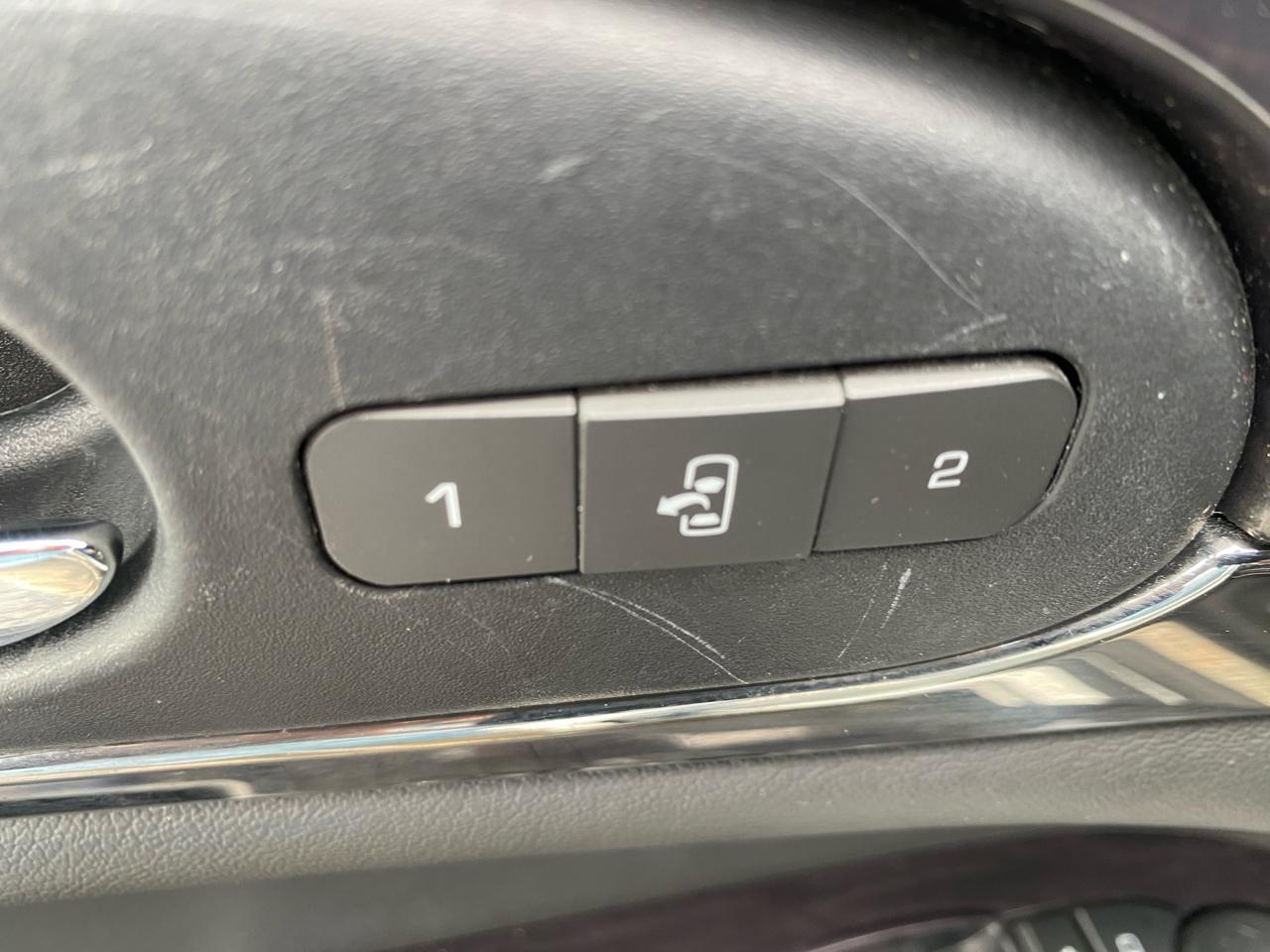 Buick Enclave FWD 4dr Premium 2016