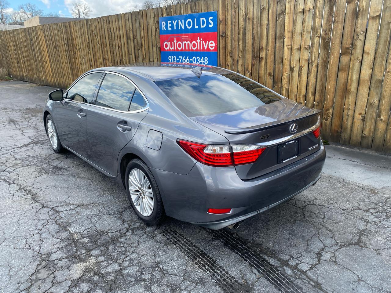 Lexus ES 350 4dr Sdn 2015