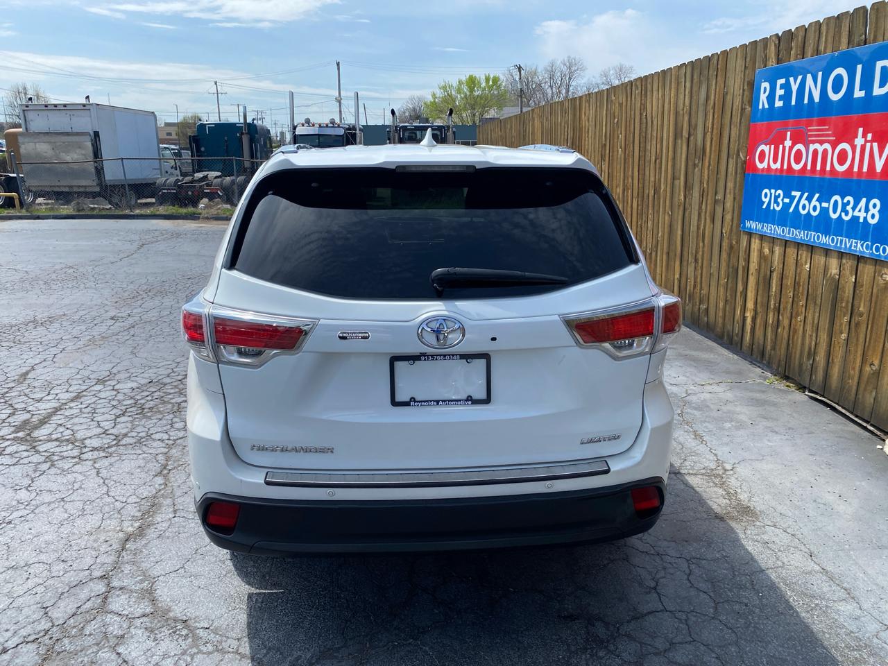 Toyota Highlander FWD 4dr V6 Limited (Natl) 2016