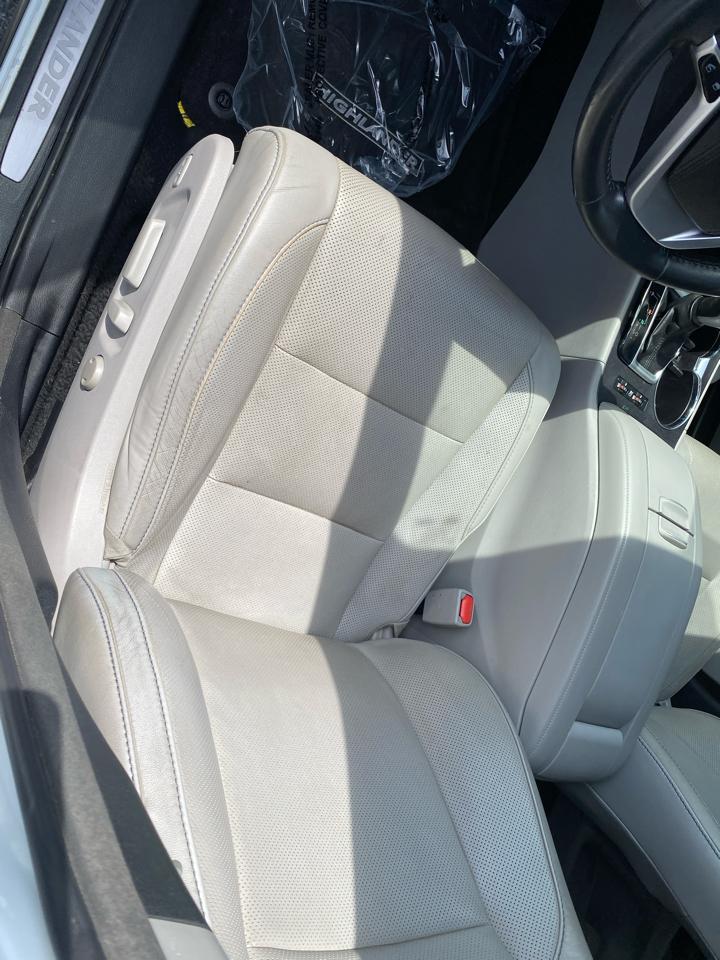 Toyota Highlander FWD 4dr V6 Limited (Natl) 2016