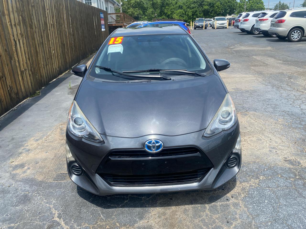 Toyota Prius c 5dr HB Three (Natl) 2015