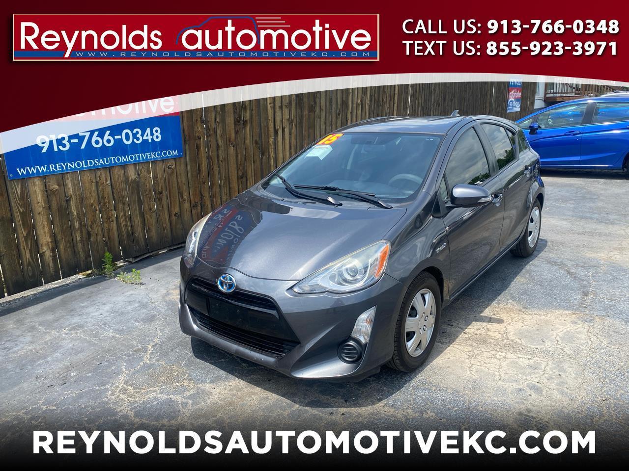 2015 Toyota Prius c 5dr HB Three (Natl)