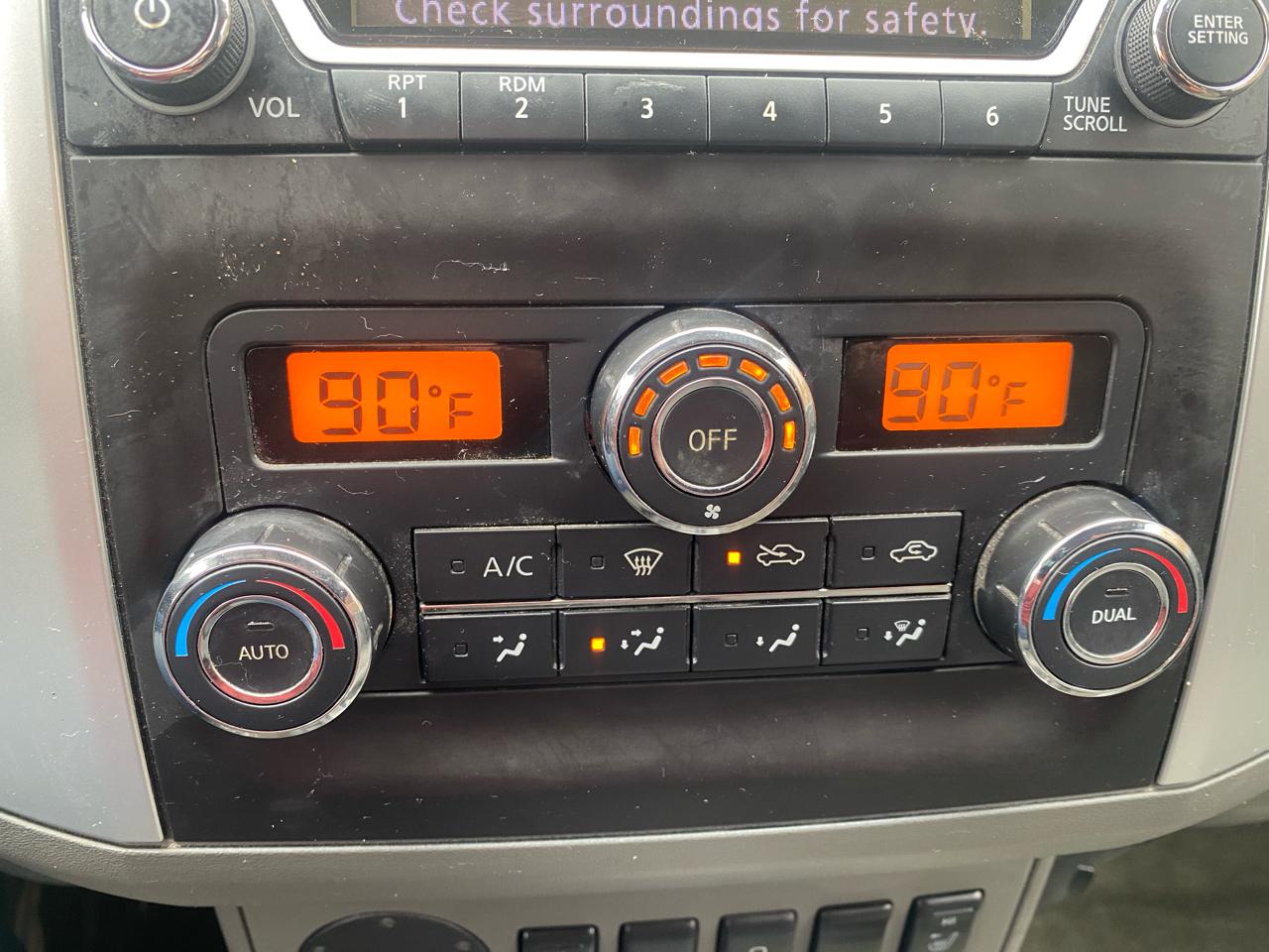 Nissan Frontier 2WD Crew Cab SWB Auto SV 2015