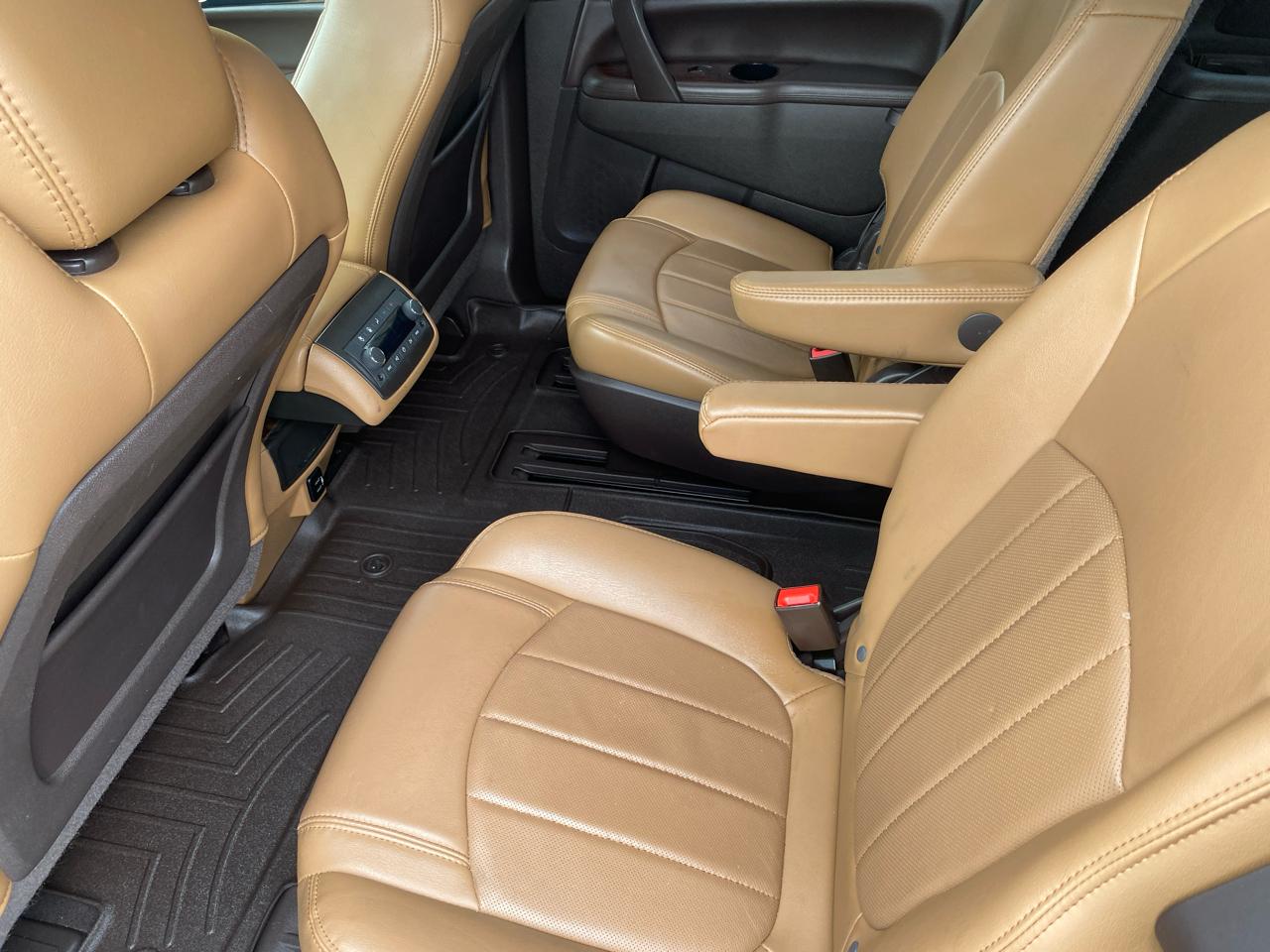 Buick Enclave FWD 4dr Premium 2017