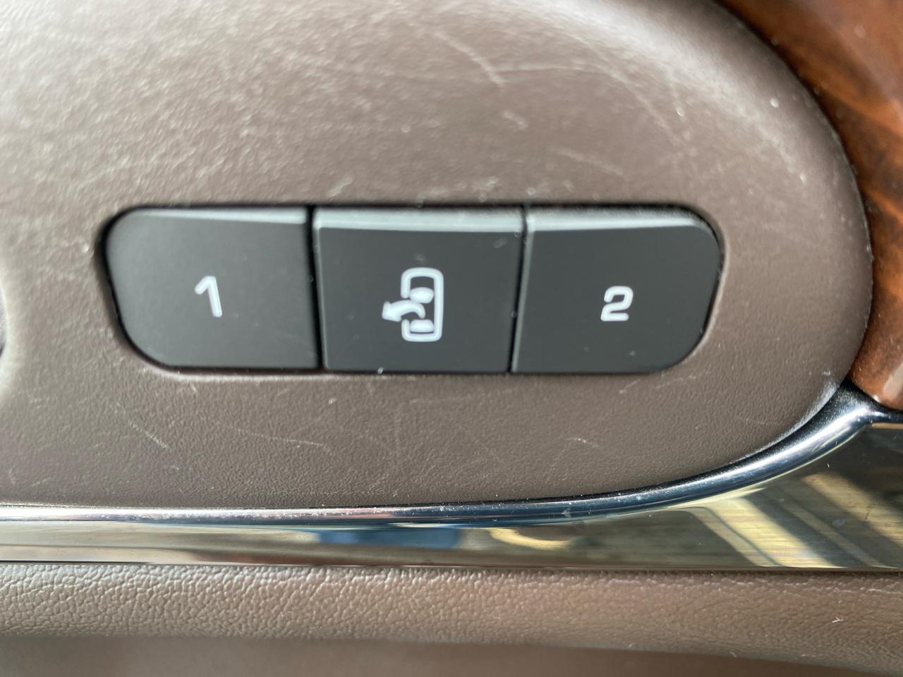 Buick Enclave FWD 4dr Premium 2017