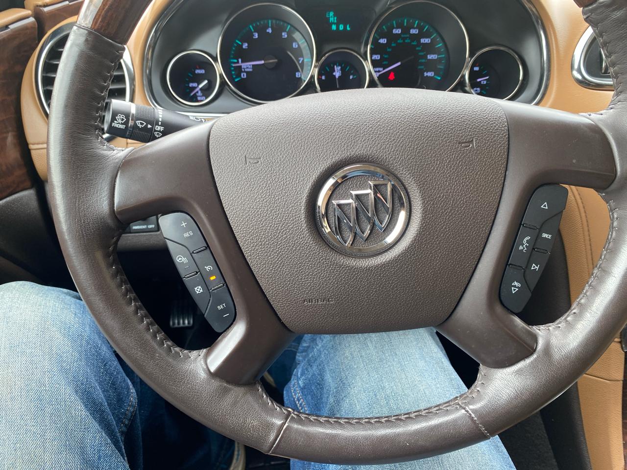 Buick Enclave FWD 4dr Premium 2017