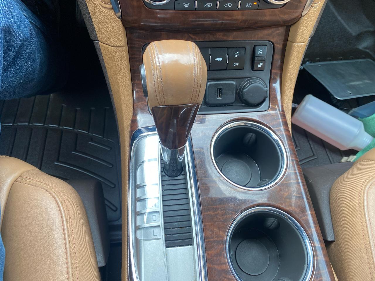 Buick Enclave FWD 4dr Premium 2017