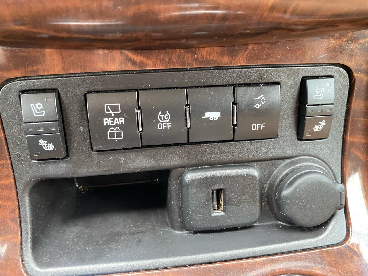 Buick Enclave FWD 4dr Premium 2017