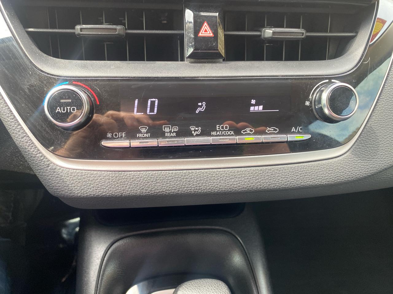 Toyota Corolla LE CVT (Natl) 2020