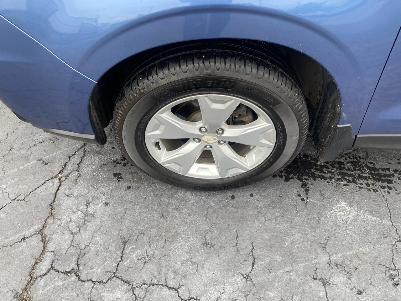 Subaru Forester 4dr CVT 2.5i Premium PZEV 2016