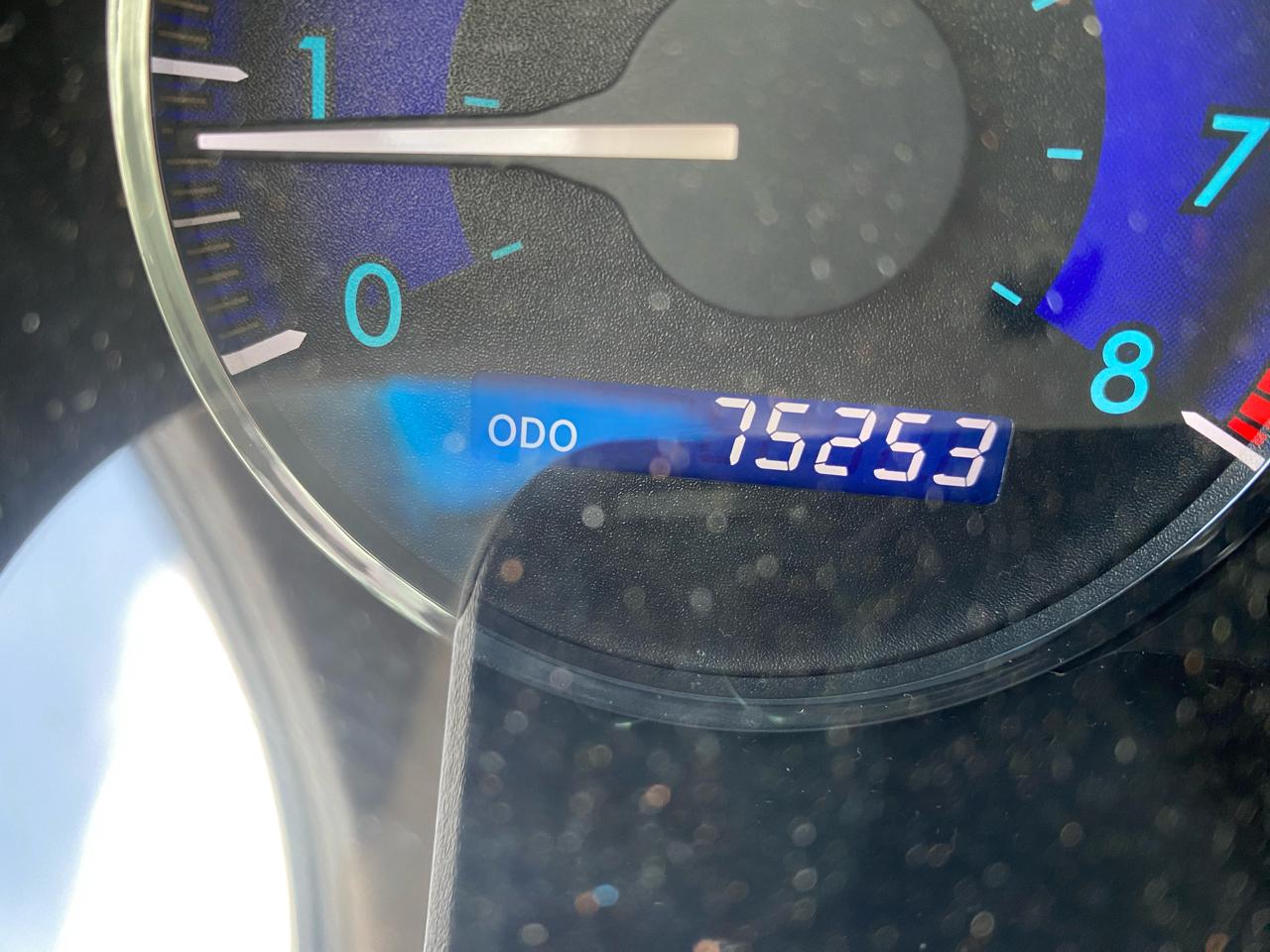 Toyota Sienna 5dr 7-Pass Van XLE FWD (Natl) 2010