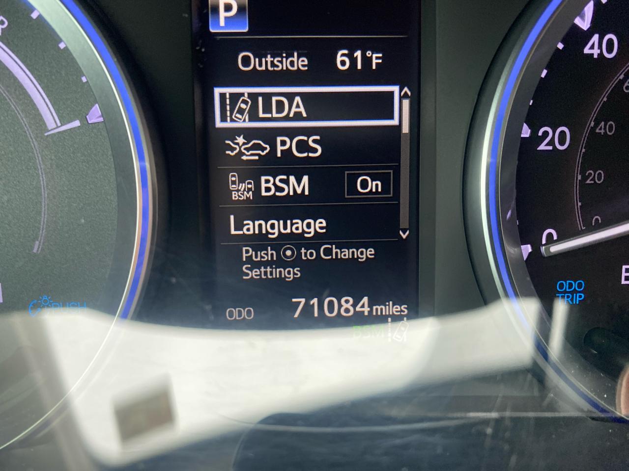 Toyota Highlander Hybrid Limited V6 AWD (Natl) 2019