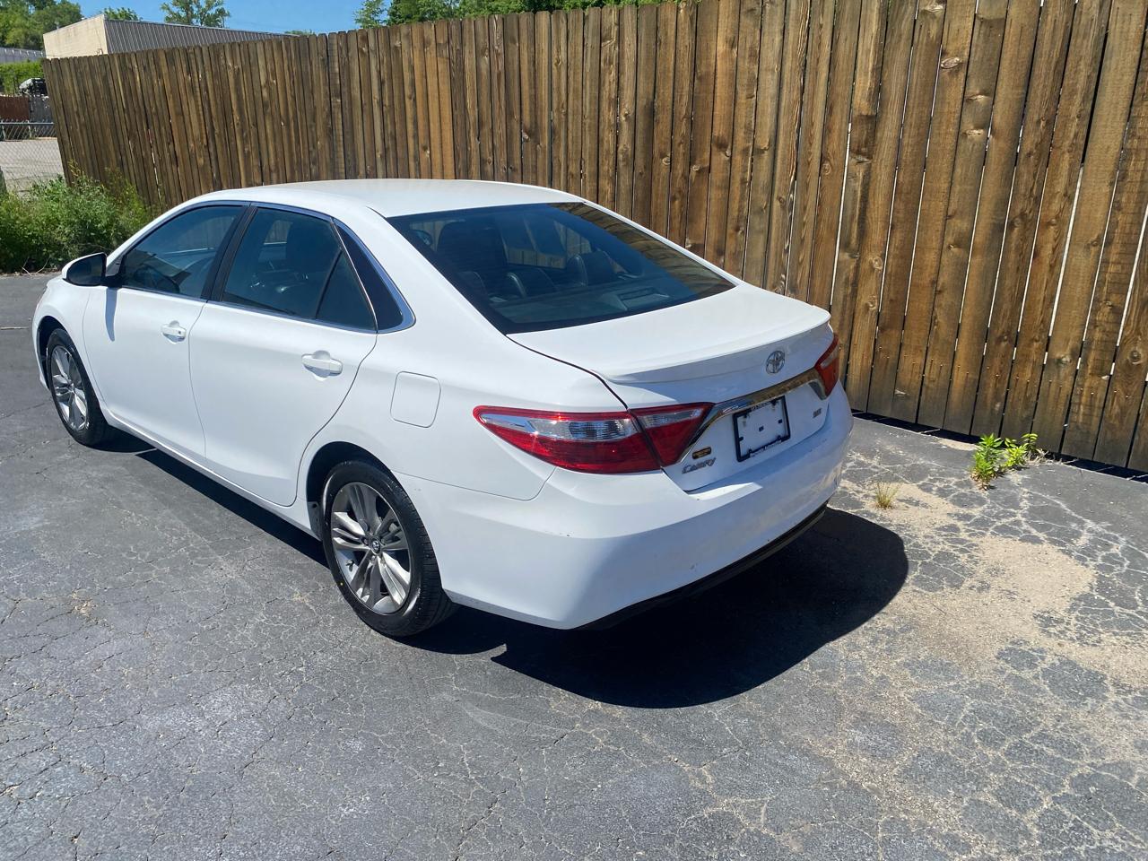 Toyota Camry SE 2017