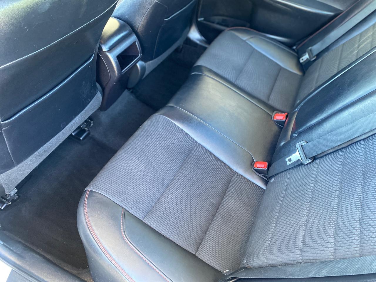 Toyota Camry SE 2017
