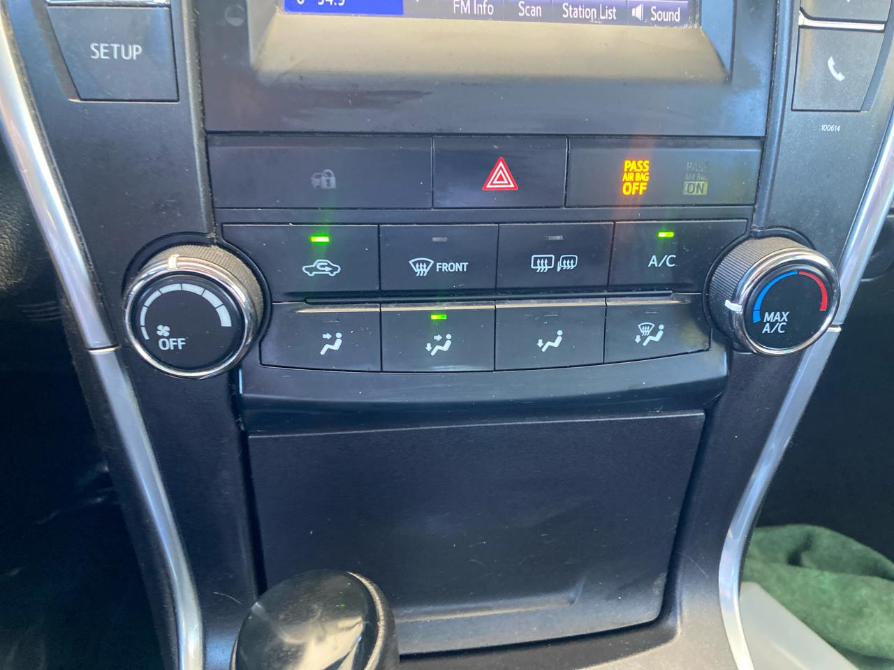 Toyota Camry SE 2017