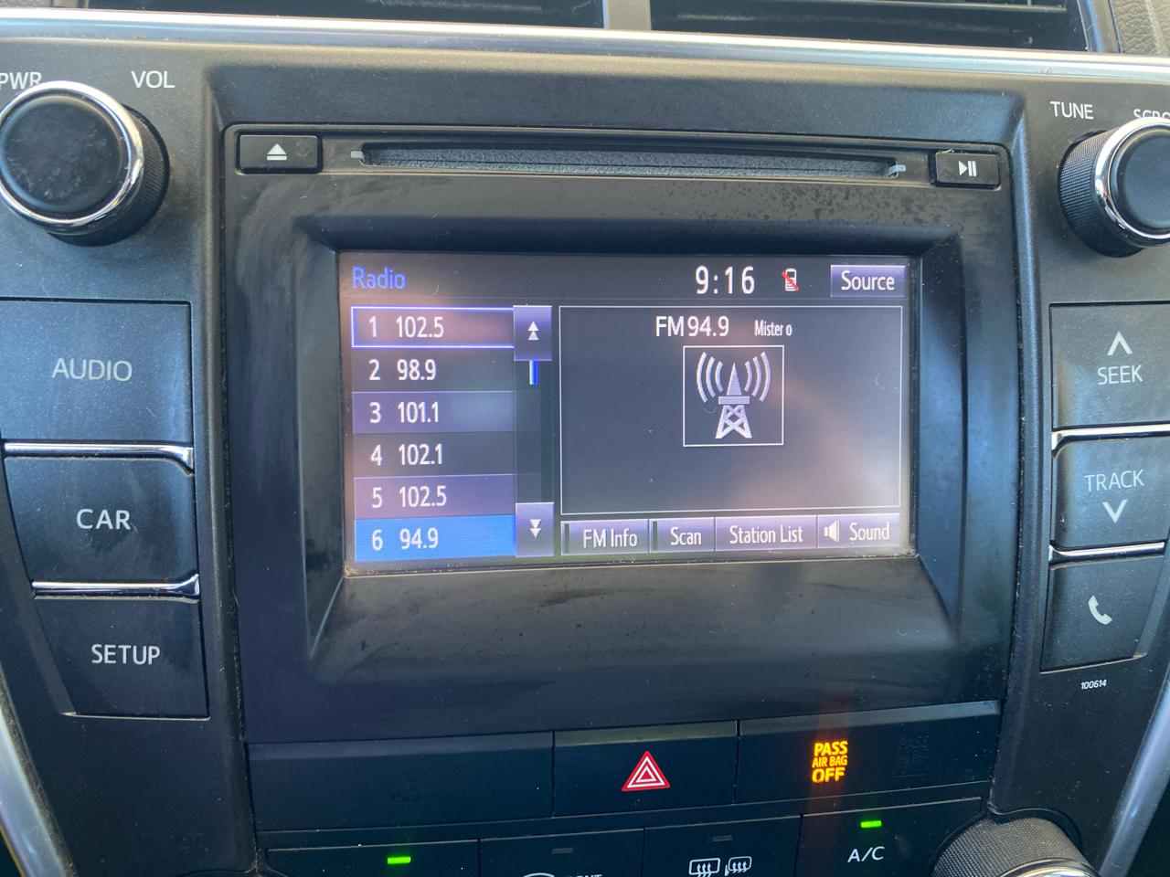 Toyota Camry SE 2017